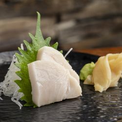 Koi - Sushi Lounge - ESCOLAR SASHIMI