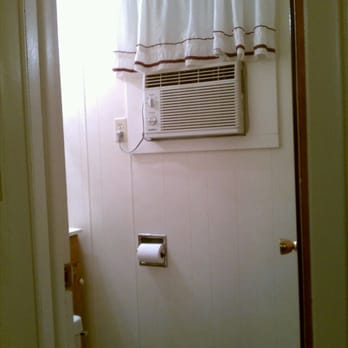 Lamplighter Motel - Hotels Near Me - Mackinaw City, Michigan