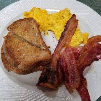 Busy Bee - Dried up egg with bacon and toast - Breakfast & Brunch Near Me - Marietta, Ohio Busy Bee - Dried up egg with bacon and toast - Breakfast & Brunch Near Me - Marietta, Ohio
