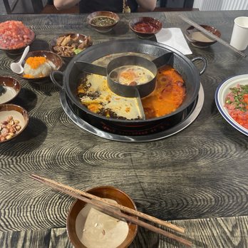 Feng Hotpot - nice hot pot, like把牛肉 - Hot Pot Near Me - Sunnyvale, California