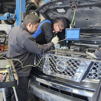 Dicks Automotive - Our techs utilizing the PICO 7 to diagnose this vehicle - Auto Repair Near Me - Clovis, California