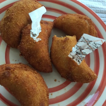 Quebra Mar Restaurante - Stuffed fried potato. - Portuguese Near Me - Angra do Heroísmo, 20