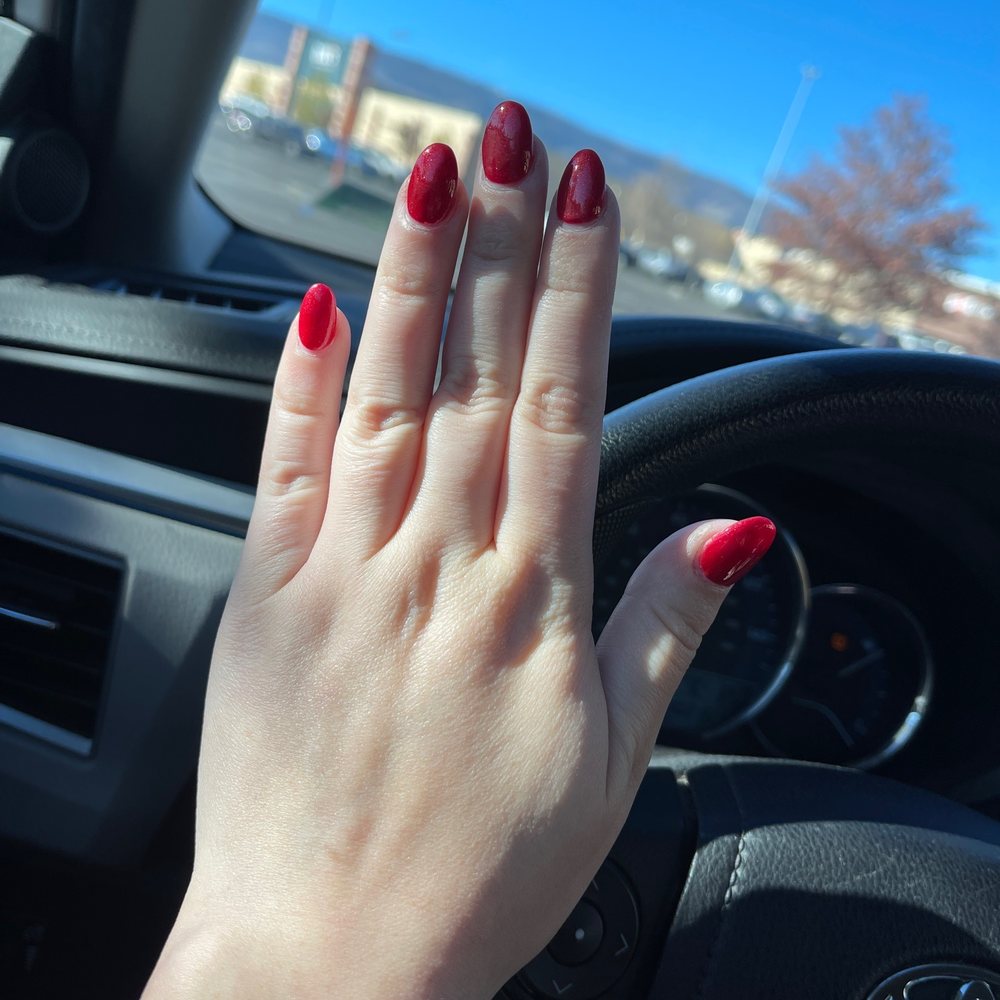 Hollywood Nails - This is 1 week of growth. I wanted the nails short because I work with my hands. Love this look - Nail Salons Near Me - Reno, Nevada Hollywood Nails - This is 1 week of growth. I wanted the nails short because I work with my hands. Love this look - Nail Salons Near Me - Reno, Nevada