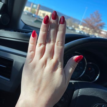 Hollywood Nails - This is 1 week of growth. I wanted the nails short because I work with my hands. Love this look - Nail Salons Near Me - Reno, Nevada Hollywood Nails - This is 1 week of growth. I wanted the nails short because I work with my hands. Love this look - Nail Salons Near Me - Reno, Nevada