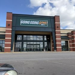 DICK'S Sporting Goods