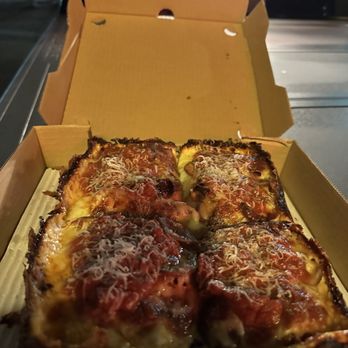 Xtra Cheese - Detroit Pepperoni (8x10) - Pizza Near Me - Whittier, California Xtra Cheese - Detroit Pepperoni (8x10) - Pizza Near Me - Whittier, California