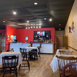 Krua Thai - The bar and right side of the restaurant seating.