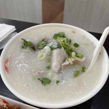 Yin Ji Chang Fen - Berkeley - Pork and Gold Preserved Egg Congee - Cantonese Near Me - Berkeley, California Yin Ji Chang Fen - Berkeley - Pork and Gold Preserved Egg Congee - Cantonese Near Me - Berkeley, California