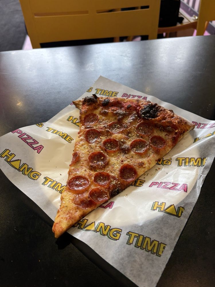 Hang Time Pizza
