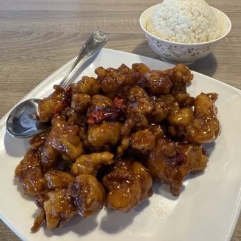 Prosperity Szechuan Cuisine - C3. General Tso's Chicken - Szechuan Near Me - Stockton, California Prosperity Szechuan Cuisine - C3. General Tso's Chicken - Szechuan Near Me - Stockton, California