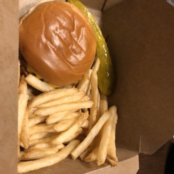 The Mara - Cheeseburger - American Near Me - Orlando, Florida The Mara - Cheeseburger - American Near Me - Orlando, Florida