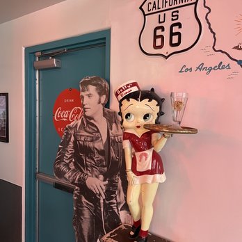 66 Diner - Diners Near Me - Albuquerque, New Mexico