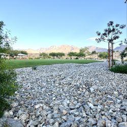 Cottonwood Canyon Park - Gravel and grass