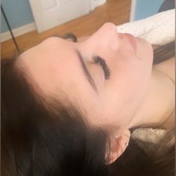 Lauren’s Beauty Bar - Natural Full Set - Lashes