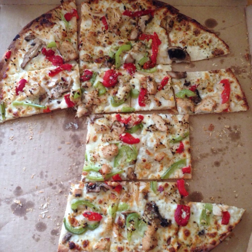 Domino's Pizza - Garlic chicken pizza! - Pizza Near Me - Alameda, California