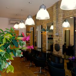 Luca Hair and Beauty