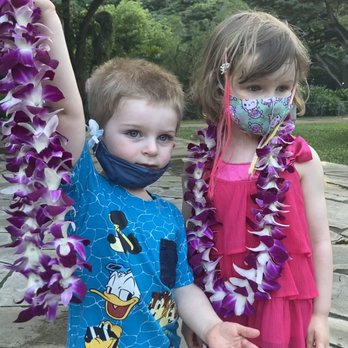 Toa Luau - Beautiful fresh leis for everyone - Cultural Center Near Me - Haleiwa, Hawaii