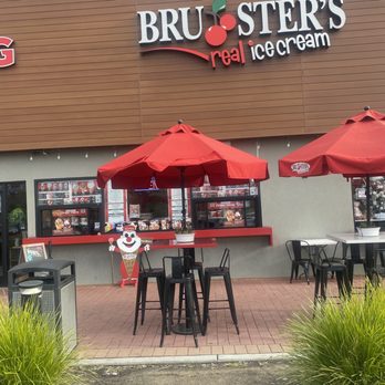 Bruster's Real Ice Cream - Inside dining door at left. Order windows center. Pick up at right corner. - Ice Cream & Frozen Yogurt Near Me - Fremont, California Bruster's Real Ice Cream - Inside dining door at left. Order windows center. Pick up at right corner. - Ice Cream & Frozen Yogurt Near Me - Fremont, California
