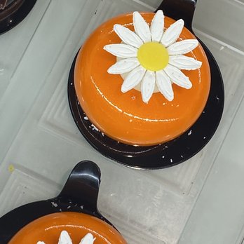 Bachour - Bakeries Near Me - Coral Gables, Florida