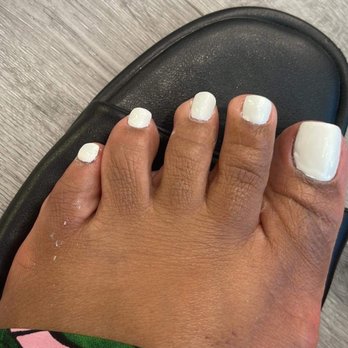 Holly Nails & Spa - Pedi - Nail Salons Near Me - Maumelle, Arkansas