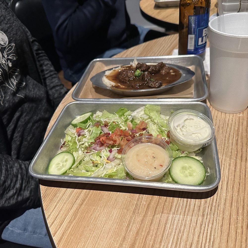 39th Ave. Bar & Grille - Steak tips and mashed potatoes and side salad - Sushi Bars Near Me - North Myrtle Beach, South Carolina