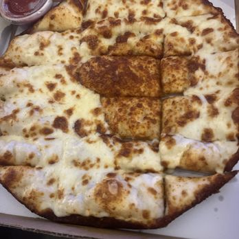Green Lantern Pizza - Cheesy bread, but the center is made with no cheese? - Pizza Near Me - Shelby Township, Michigan Green Lantern Pizza - Cheesy bread, but the center is made with no cheese? - Pizza Near Me - Shelby Township, Michigan