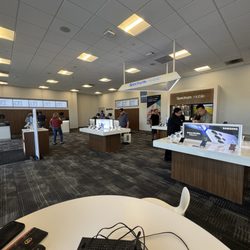 Spectrum - Busy lobby
