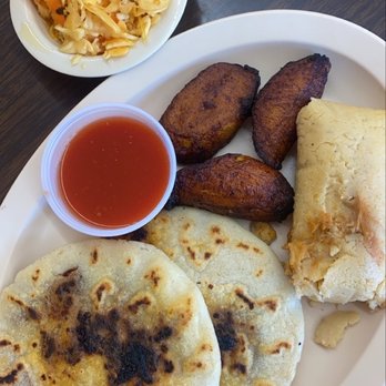 Las Comadres - Combo #1 - 2 beef and cheese papusas, chicken tamale, plantains - Salvadoran Near Me - Santa Maria, California Las Comadres - Combo #1 - 2 beef and cheese papusas, chicken tamale, plantains - Salvadoran Near Me - Santa Maria, California