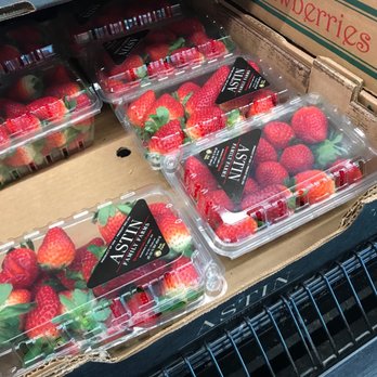 ALDI - $3.29 strawberries - Grocery Near Me - Waukesha, Wisconsin