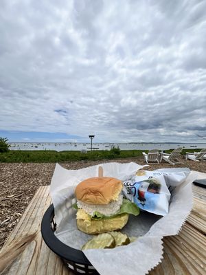 Island Creek Oyster Retail Shop by null