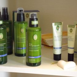 Monika Fuchs Lebenspflege - 100% Natur von Primavera Life Kosmetikprodukte