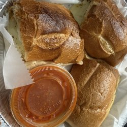 Garlicky cheesy bread