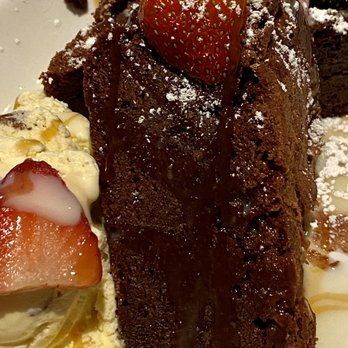 Char Restaurant - Fudge brownie, pecan ice cream and caramel sauce - Steakhouses Near Me - Nashville, Tennessee Char Restaurant - Fudge brownie, pecan ice cream and caramel sauce - Steakhouses Near Me - Nashville, Tennessee