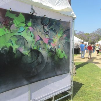 Beverly Hills Art Show - Festivals Near Me - Beverly Hills, California