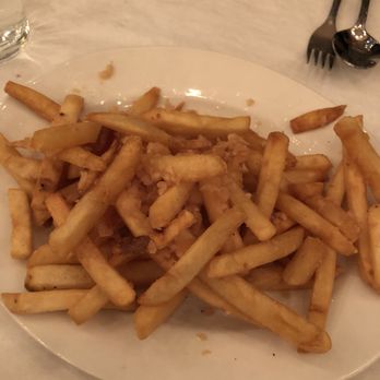 Wild Garlic Grill - Cold Garlic Fries. No bueno - French Near Me - Tucson, Arizona Wild Garlic Grill - Cold Garlic Fries. No bueno - French Near Me - Tucson, Arizona