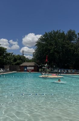 The Texas Pool by null