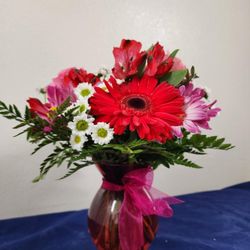 Honey Beez Flowers & Gifts