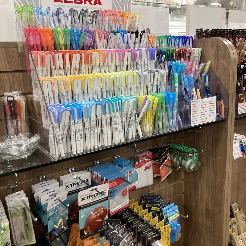 Kinokuniya - Bookstores Near Me - Arcadia, California