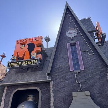 Despicable Me Minion Mayhem - Amusement Parks Near Me - Universal City, California Despicable Me Minion Mayhem - Amusement Parks Near Me - Universal City, California