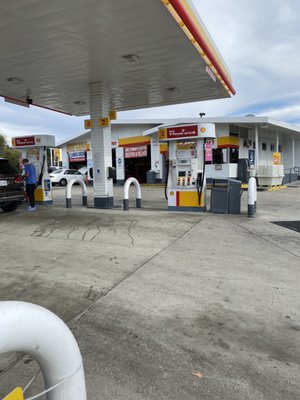 SHELL GAS STATION - Updated April 2025 - 11 Photos & 13 Reviews - 1784