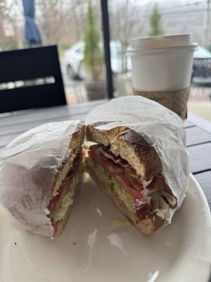 Silver Lake Cafe & Grill by null