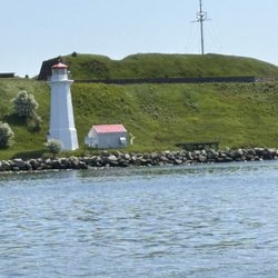 Harbour Hopper Tours - George Island & Lighthouse