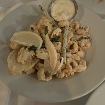 Noah's - Local Calamari Fritto Misto - New American Near Me - Greenport, New York Noah's - Local Calamari Fritto Misto - New American Near Me - Greenport, New York