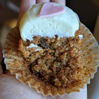Kara's Cupcakes - Carrot cake, moist but very sweet - Bakeries Near Me - Napa, California Kara's Cupcakes - Carrot cake, moist but very sweet - Bakeries Near Me - Napa, California