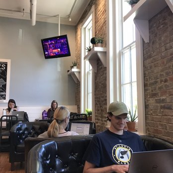 Old School Coffee - Seating Along Windows - Coffee & Tea Near Me - Lexington, Kentucky Old School Coffee - Seating Along Windows - Coffee & Tea Near Me - Lexington, Kentucky