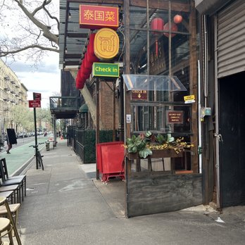 Soothr - Outdoor view of the restaurant - Thai Near Me - New York, New York Soothr - Outdoor view of the restaurant - Thai Near Me - New York, New York