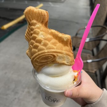 With Love, - Milk ice cream with custard taiyaki - Ice Cream & Frozen Yogurt Near Me - San Gabriel, California With Love, - Milk ice cream with custard taiyaki - Ice Cream & Frozen Yogurt Near Me - San Gabriel, California