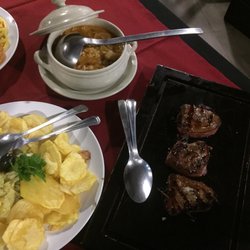 Parlamento - Miminhos de vitela with vegetables rice and fries