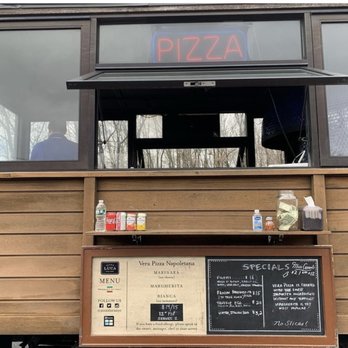 Pizza Luca - Food Trucks Near Me - Elsmford, New York Pizza Luca - Food Trucks Near Me - Elsmford, New York