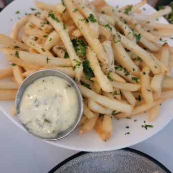 220 Merrill - Truffle fries - New American Near Me - Birmingham, Michigan